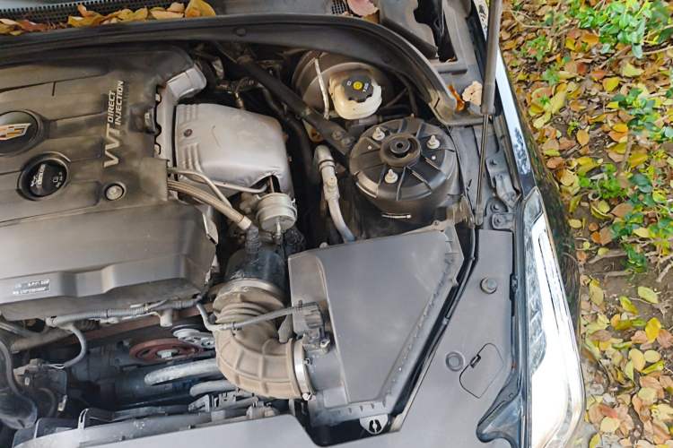 Used Cadillac ATS-L 2017 28T Tech Edition Engine Bay Left