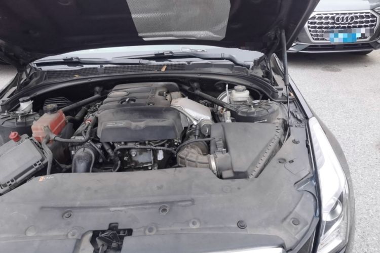 Used Cadillac ATS-L 2017 28T Tech Edition Engine Bay Left
