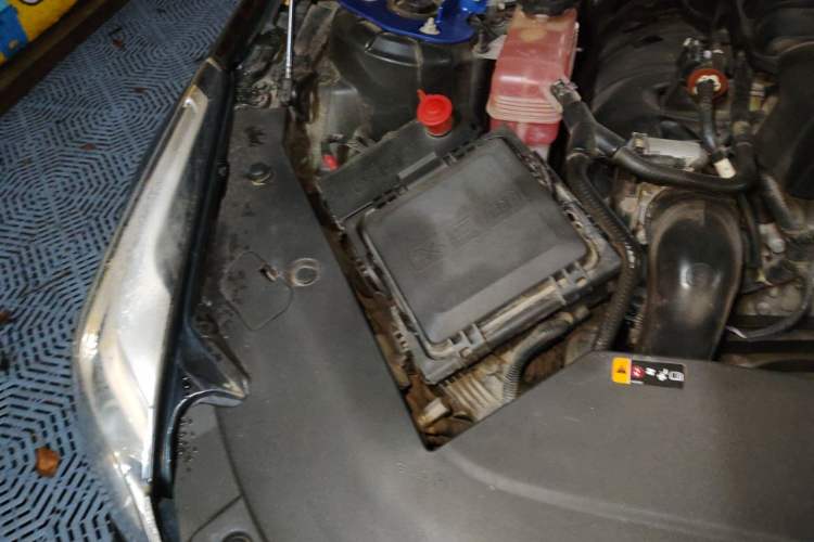 Used Cadillac ATS-L 2017 28T Fashion Edition Engine Bay Right