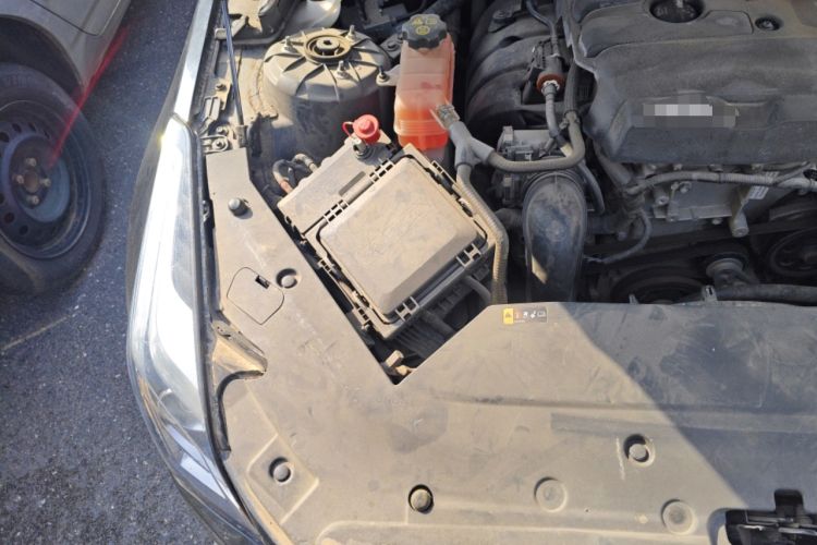 Used Cadillac ATS-L 2017 28T Tech Edition Engine Bay Right