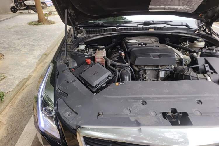 Used Cadillac ATS-L 2017 28T Fashion Edition Engine Bay Right