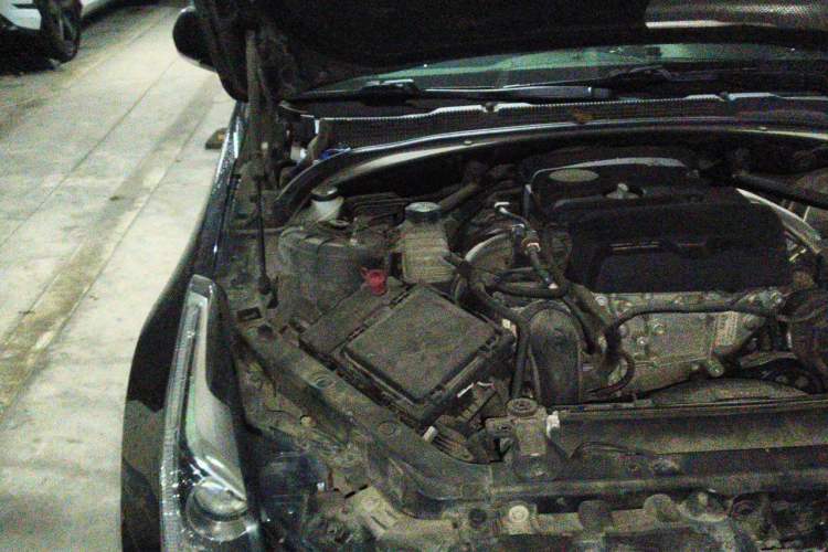 Used Cadillac ATS-L 2017 28T Fashion Edition Engine Bay Right