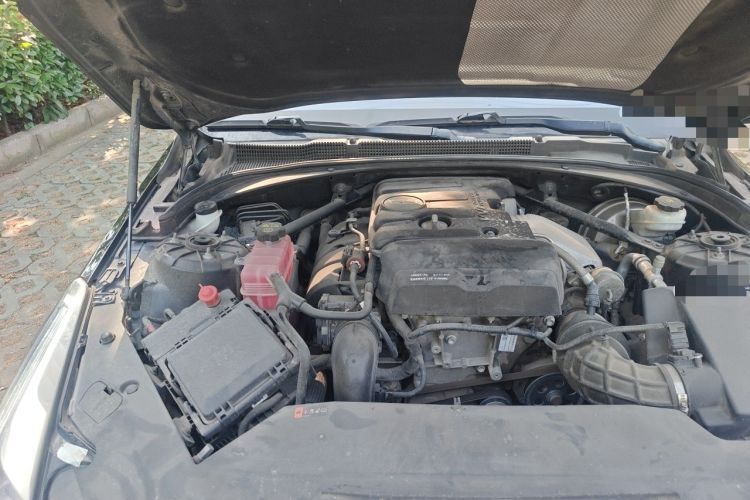 Used Cadillac ATS-L 2017 28T Tech Edition Engine Bay Right