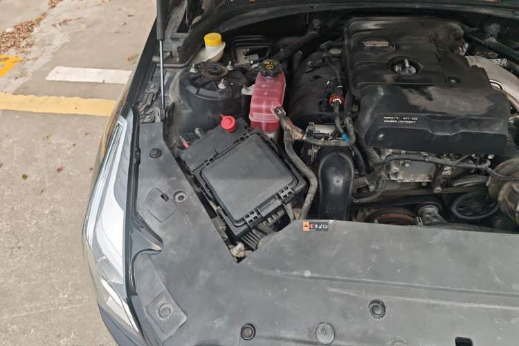 Used Cadillac ATS-L 2017 28T Tech Edition Engine Bay Right