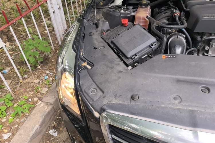 Used Cadillac ATS-L 2017 28T Fashion Edition Engine Bay Right