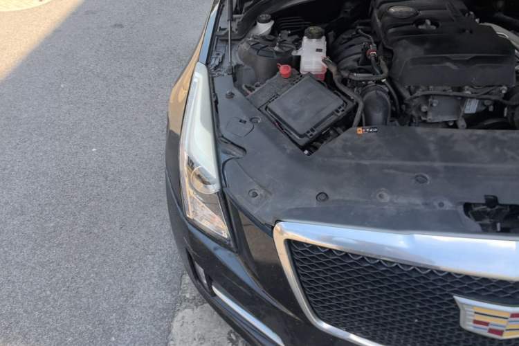 Used Cadillac ATS-L 2017 28T Tech Edition Engine Bay Right