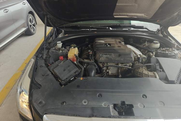 Used Cadillac ATS-L 2017 28T Fashion Edition Engine Bay Right