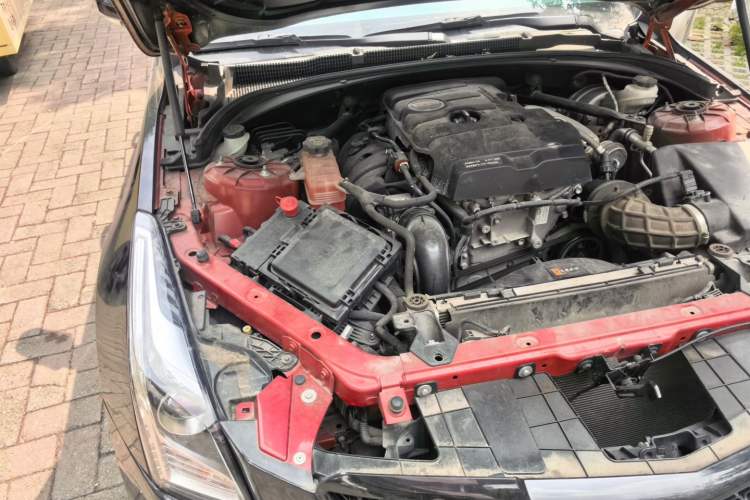 Used Cadillac ATS-L 2017 28T Tech Edition Engine Bay Right