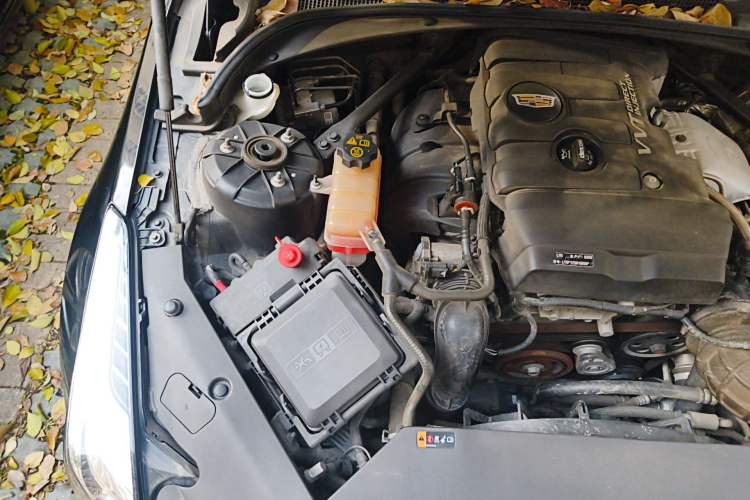 Used Cadillac ATS-L 2017 28T Tech Edition Engine Bay Right