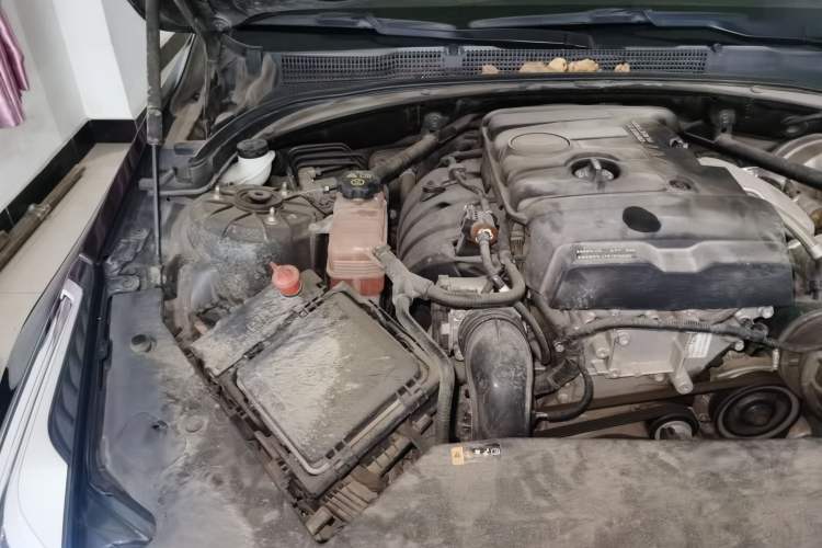 Used Cadillac ATS-L 2017 28T Fashion Edition Engine Bay Right