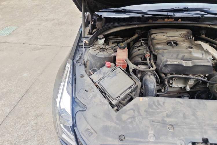 Used Cadillac ATS-L 2017 28T Fashion Edition Engine Bay Right