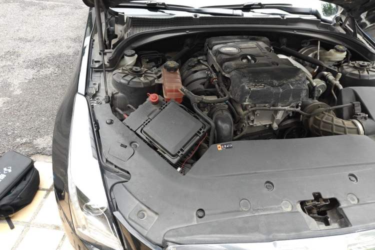 Used Cadillac ATS-L 2017 28T Fashion Edition Engine Bay Right