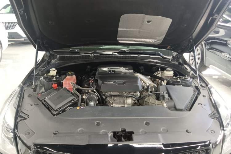 Used Cadillac ATS-L 2017 28T Tech Edition Engine Bay