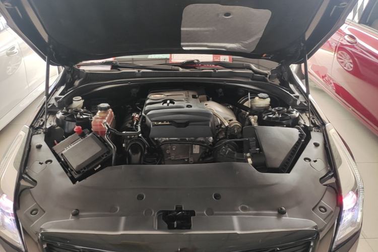 Used Cadillac ATS-L 2017 28T Tech Edition Engine Bay