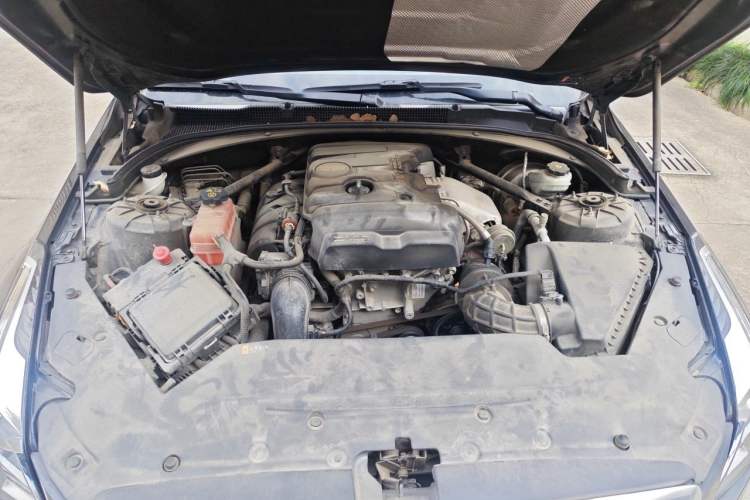 Used Cadillac ATS-L 2017 28T Fashion Edition Engine Bay
