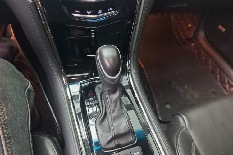 Used Cadillac ATS-L 2017 28T Fashion Edition Gear Lever