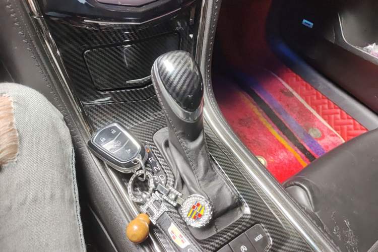 Used Cadillac ATS-L 2017 28T Fashion Edition Gear Lever