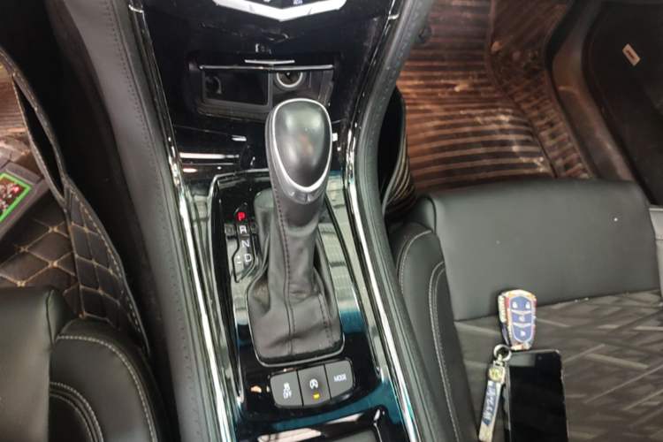 Used Cadillac ATS-L 2017 28T Tech Edition Gear Lever