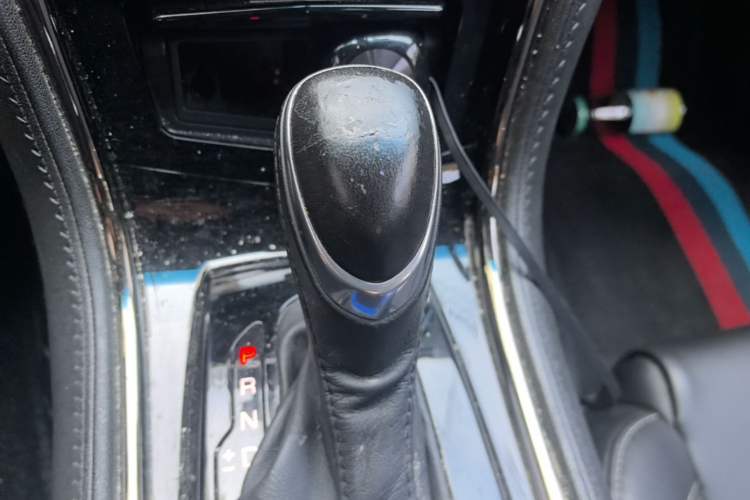 Used Cadillac ATS-L 2017 28T Tech Edition Gear Lever