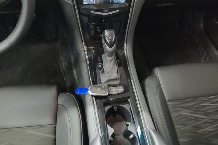 Used Cadillac ATS-L 2017 28T Tech Edition Gear Lever