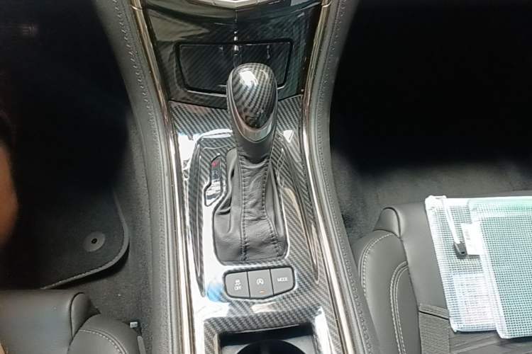 Used Cadillac ATS-L 2017 28T Tech Edition Gear Lever