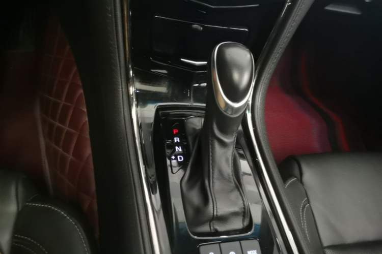 Used Cadillac ATS-L 2017 28T Fashion Edition Gear Lever