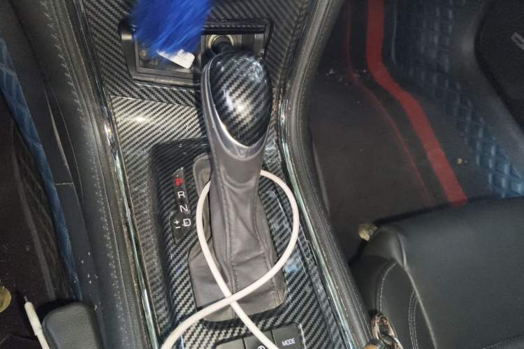 Used Cadillac ATS-L 2017 28T Fashion Edition Gear Lever