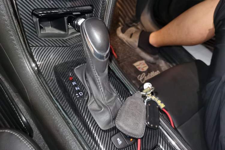 Used Cadillac ATS-L 2017 28T Fashion Edition Gear Lever