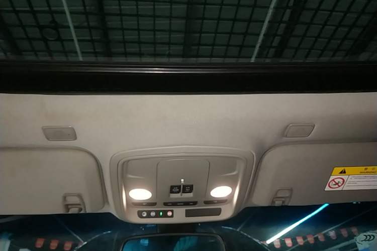 Used Cadillac ATS-L 2017 28T Fashion Edition Headliner