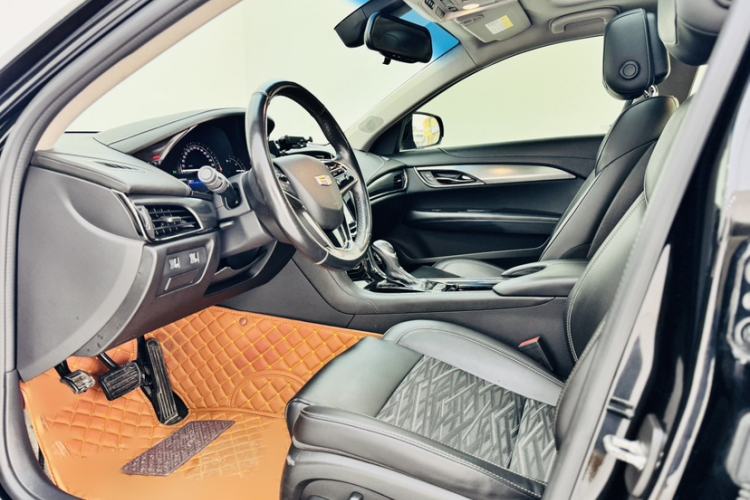 Used Cadillac ATS-L 2017 28T Tech Edition Interior 5
