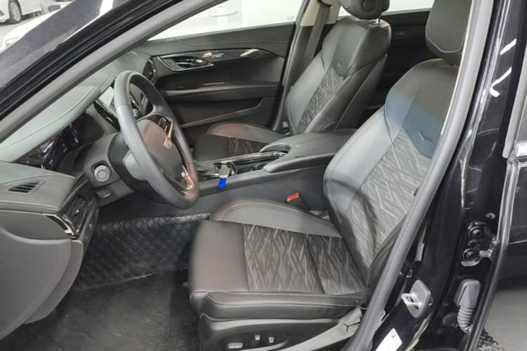 Used Cadillac ATS-L 2017 28T Tech Edition Left Front Seat
