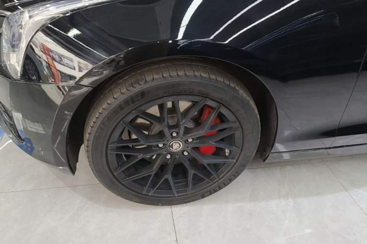 Used Cadillac ATS-L 2017 28T Tech Edition Left Front Wheel Hub
