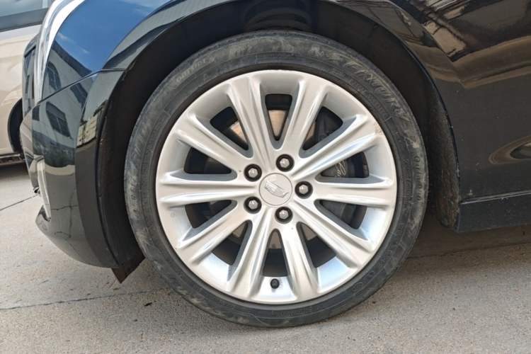 Used Cadillac ATS-L 2017 28T Tech Edition Left Front Wheel Hub