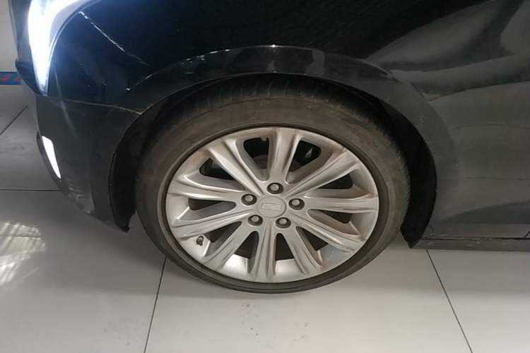 Used Cadillac ATS-L 2017 28T Fashion Edition Left Front Wheel Hub