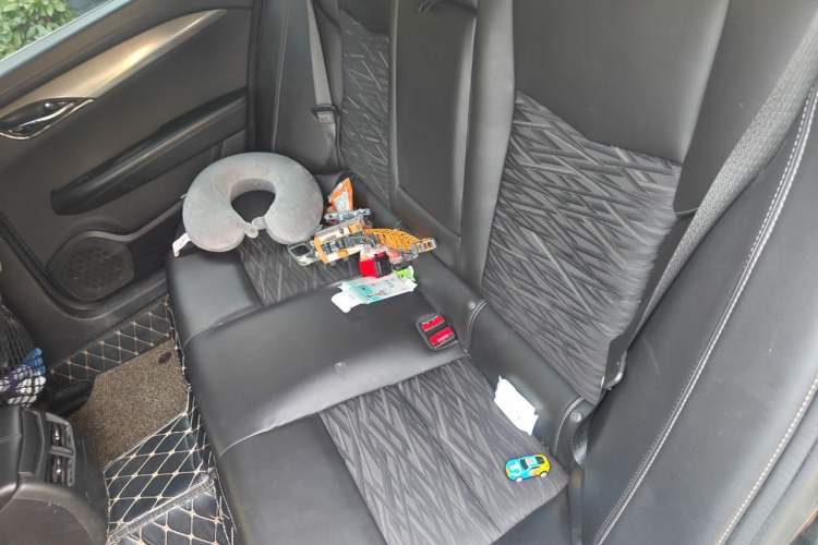 Used Cadillac ATS-L 2017 28T Tech Edition Left Rear Seat
