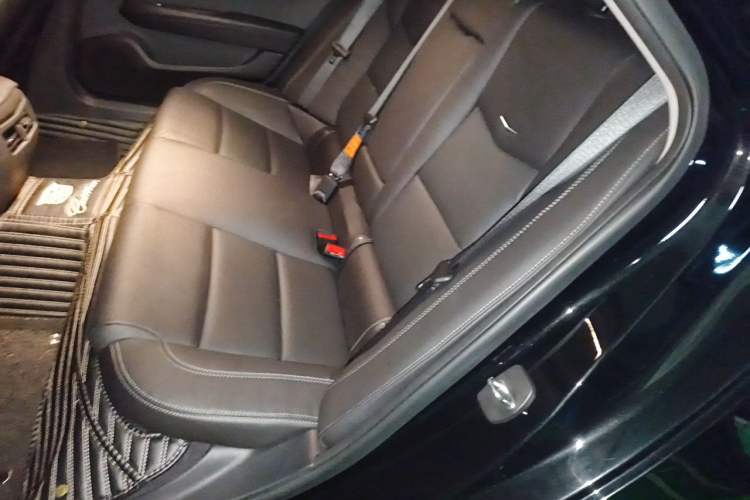 Used Cadillac ATS-L 2017 28T Fashion Edition Left Rear Seat