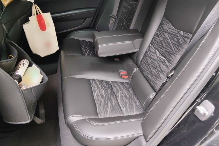 Used Cadillac ATS-L 2017 28T Tech Edition Left Rear Seat
