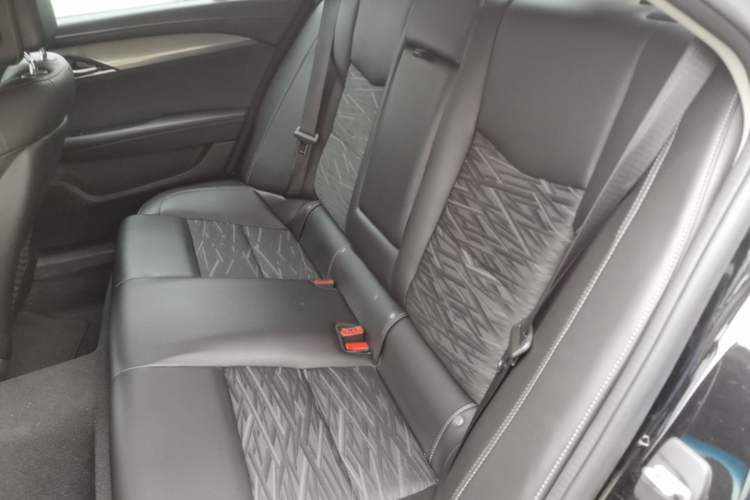Used Cadillac ATS-L 2017 28T Tech Edition Left Rear Seat