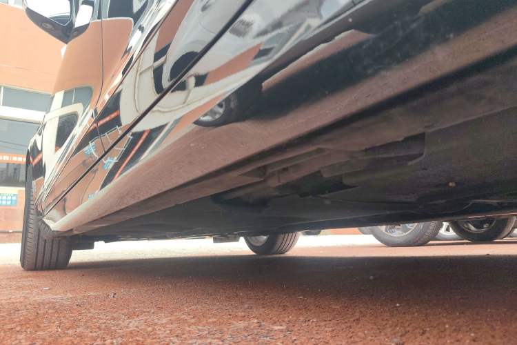 Used Cadillac ATS-L 2017 28T Tech Edition Left Side Sill