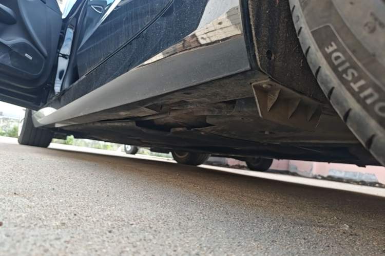 Used Cadillac ATS-L 2017 28T Tech Edition Left Side Sill