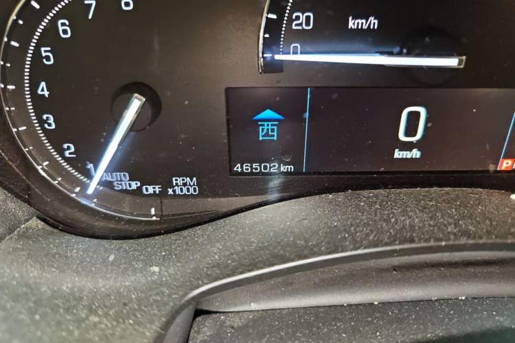 Used Cadillac ATS-L 2017 28T Fashion Edition Odometer Close Up