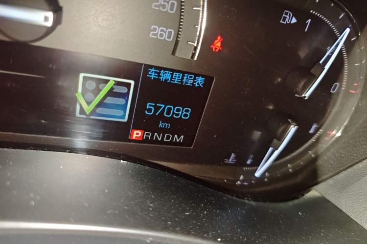Used Cadillac ATS-L 2017 28T Fashion Edition Odometer Close Up