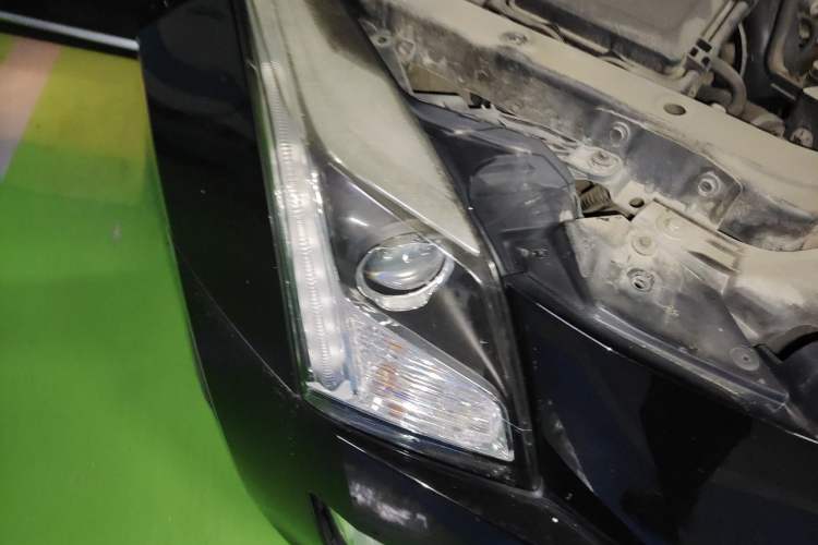 Used Cadillac ATS-L 2017 28T Fashion Edition Right Front Headlight