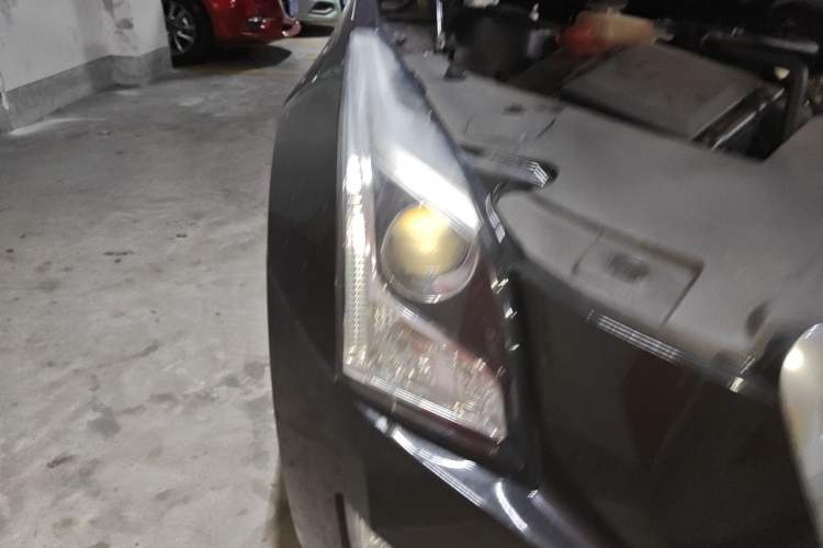 Used Cadillac ATS-L 2017 28T Fashion Edition Right Front Headlight