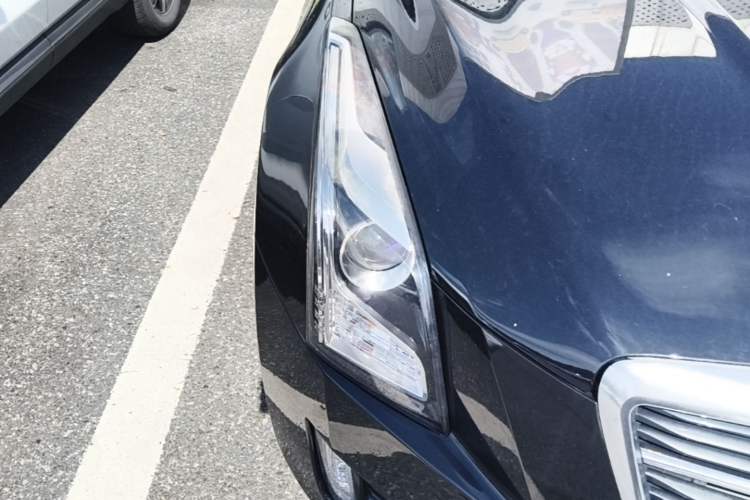Used Cadillac ATS-L 2017 28T Fashion Edition Right Front Headlight