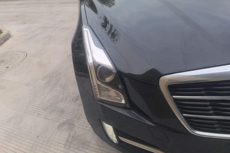 Used Cadillac ATS-L 2017 28T Fashion Edition Right Front Headlight