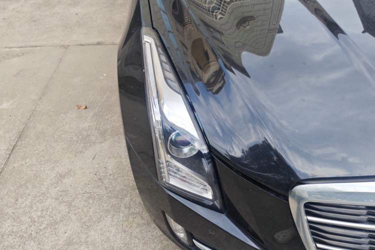 Used Cadillac ATS-L 2017 28T Fashion Edition Right Front Headlight