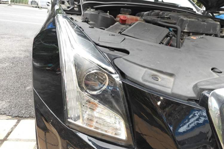 Used Cadillac ATS-L 2017 28T Fashion Edition Right Front Headlight