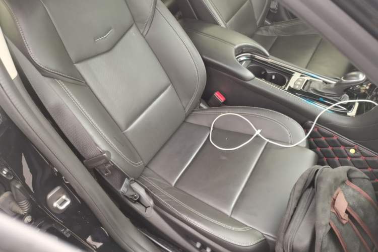 Used Cadillac ATS-L 2017 28T Fashion Edition Right Front Seat
