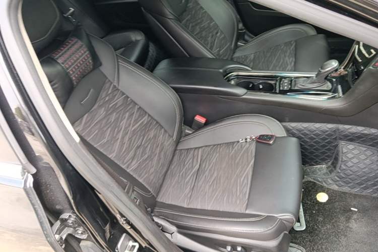 Used Cadillac ATS-L 2017 28T Tech Edition Right Front Seat